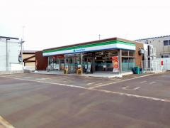 ファミリーマート　五所川原田町店