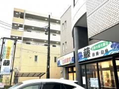 スーパー回転寿司　藤