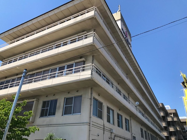 アゼリアガーデン 施設外観