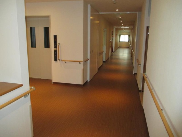 ローゼンホーム上山 1号館 内観（中の様子）