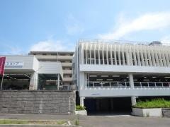 マツダアンフィニ横浜あざみ野店