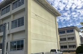 日新小学校