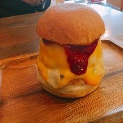 ナイジェル・バーガースタンド
