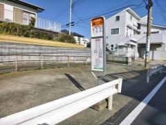 「亀井」バス停留所