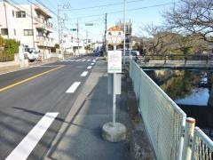 「亀井」バス停留所