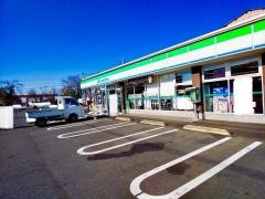 ファミリーマート　筑西横塚店