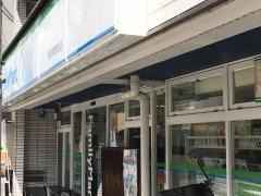 ファミリーマート　長者亀屋町店