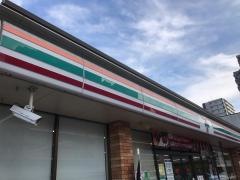 セブンイレブン　岡山問屋町店