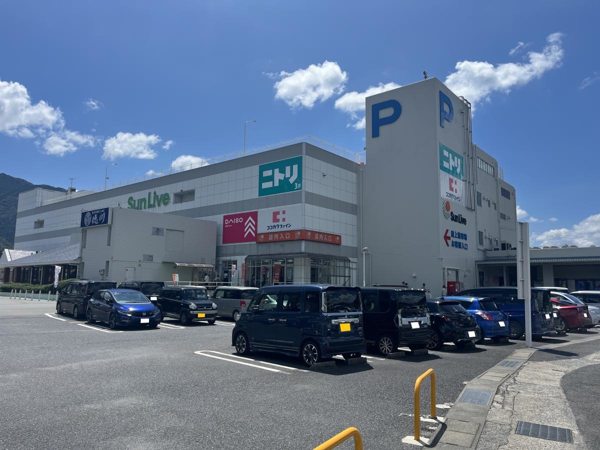 店舗外観です。