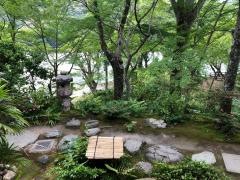 臥龍山荘庭園