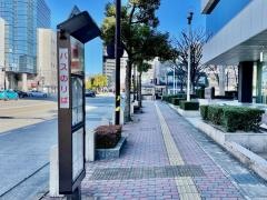 「共立銀行前」バス停留所
