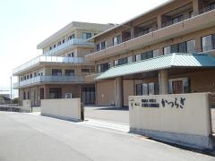 医療法人博愛会　介護老人保健施設かつらぎ