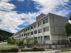 西脇小学校