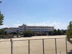 永犬丸小学校