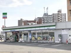 ファミリーマート　野幌駅前店