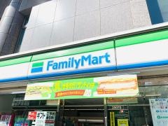 ファミリーマート　札幌南７条西３丁目店