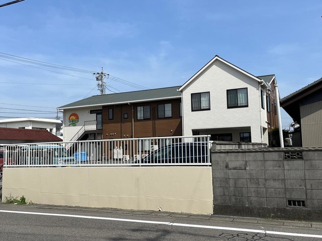 入鹿出グループホームひまわり 施設外観