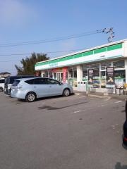 ファミリーマート　八女稲富店