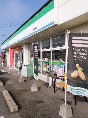 コンビニ