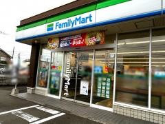 ファミリーマート　大坪西店
