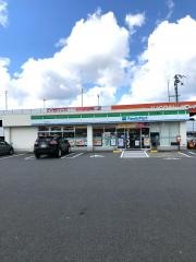 ファミリーマート　豊岡昭和町店