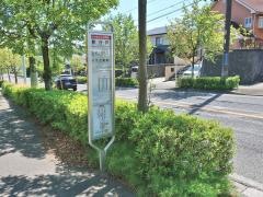 「仲谷戸」バス停留所