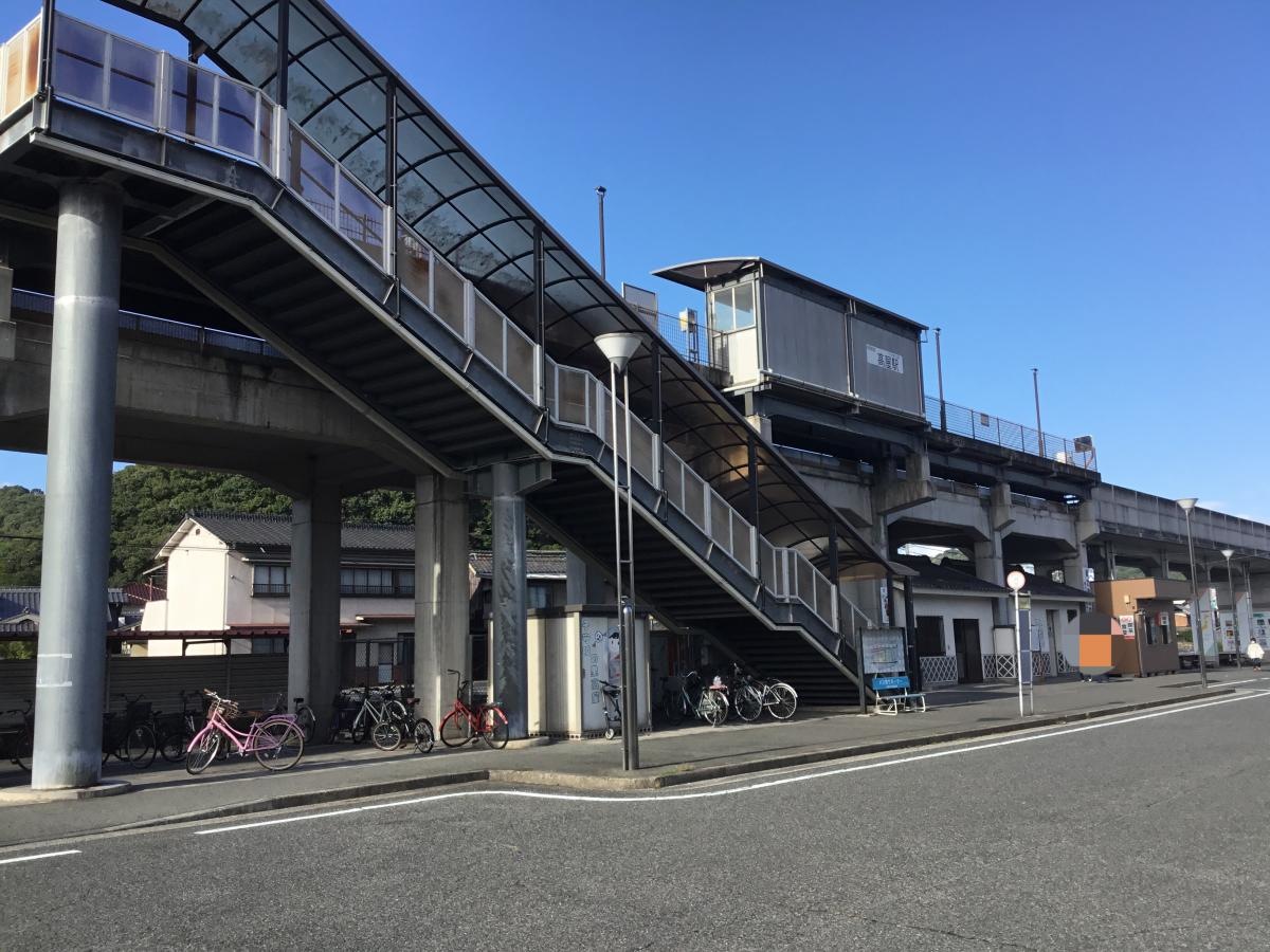 子守唄の里高屋駅