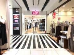 ユニクロ　東急プラザ戸塚店