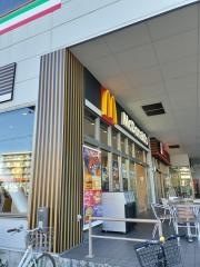 マクドナルド　市川ショップス店