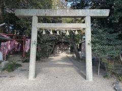 尾津神社