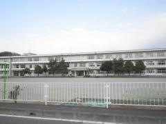 鹿島小学校