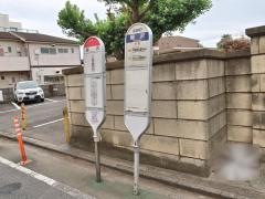 「廻沢」バス停留所