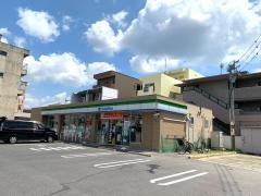 ファミリーマート　名古屋大幸四丁目店