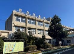 碩台小学校