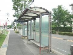 「鳴子町」バス停留所