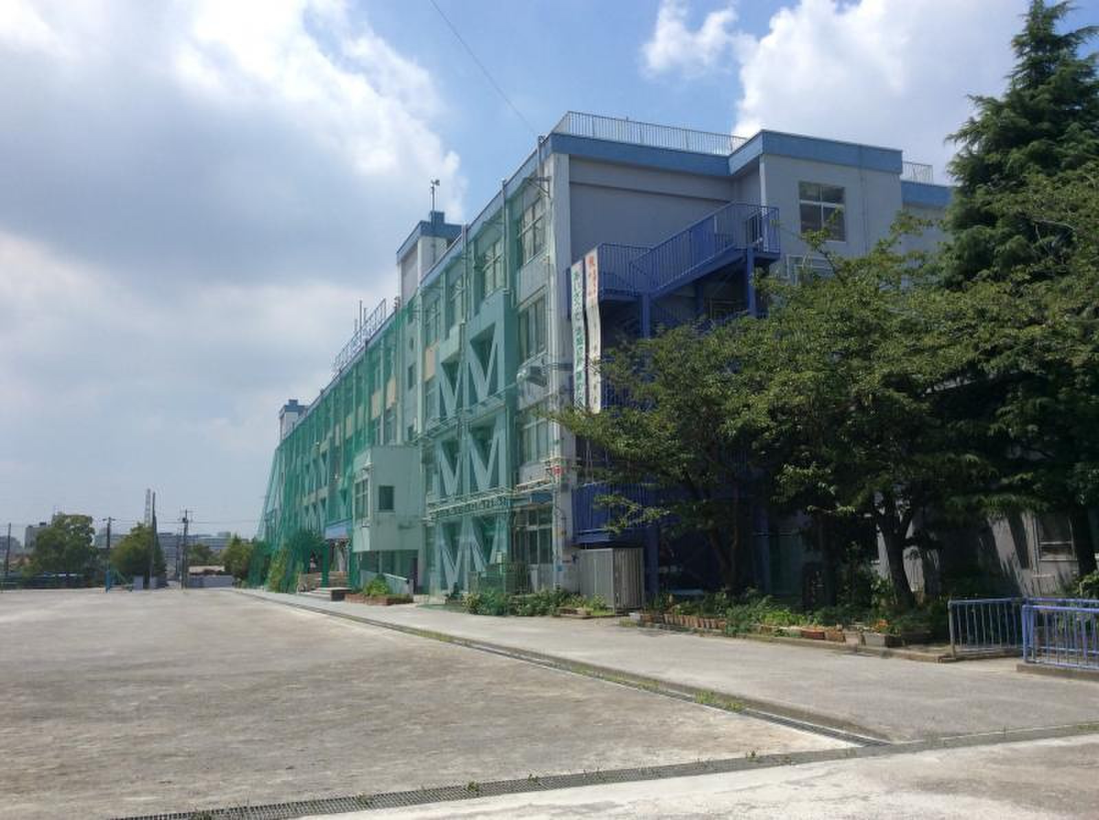 江戸川 区立 二之江 中学校