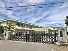 泉小学校