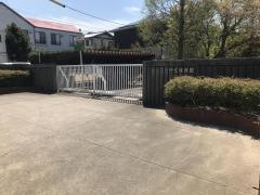 学校法人育英学園伊文保育園