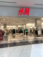 Ｈ&Ｍ　イオンモール春日部店