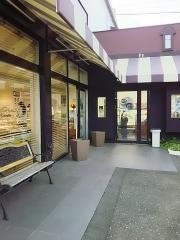 シャトレーゼ　袖師店