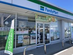 ファミリーマート　佐織勝幡店