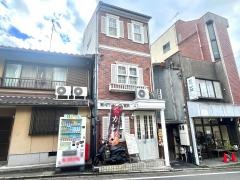 カフェレストラン・ホワイトラバー