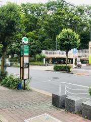 「北砂五丁目団地」バス停留所