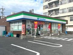 ファミリーマート　鵜の森二丁目店