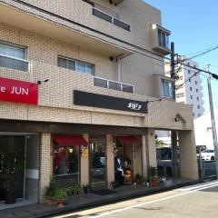 オリビア