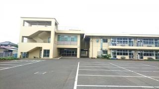 鋸南小学校