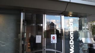 マクドナルド　ランドマークプラザ店