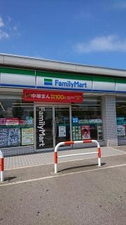 ファミリーマート　金沢稚日野店
