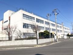 東川下小学校