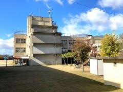 東大阪市立日新高等学校